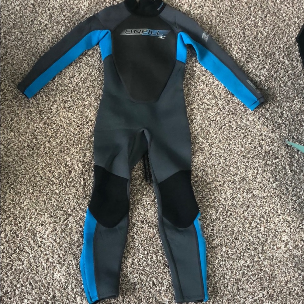 O’Neil reactor wetsuit